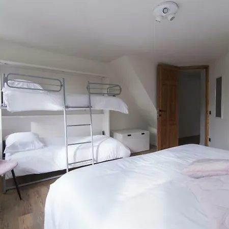 Huize Lily, 14p. * Ostend